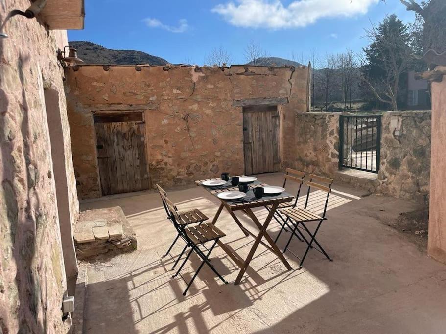 Acogedora Casa Con Patio-Parking Villa Albarracín Exterior photo