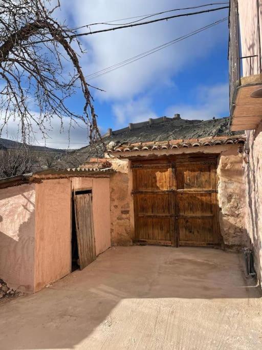 Acogedora Casa Con Patio-Parking Villa Albarracín Exterior photo